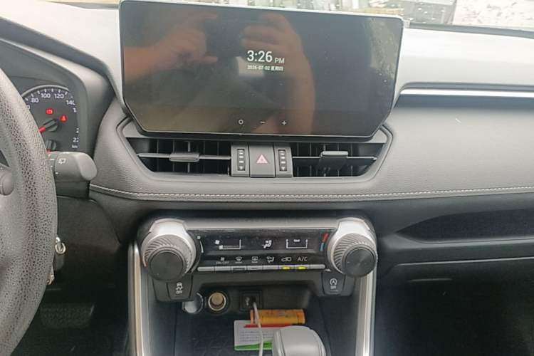 Used Toyota RAV4 2023 2.0L CVT Two-Wheel Drive Urban Edition Audio And AC Panel
