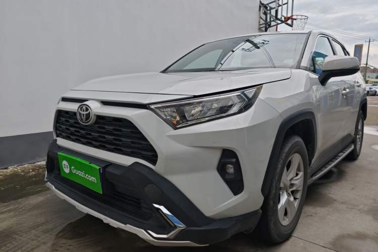 Used Toyota RAV4 2023 2.0L CVT Two-Wheel Drive Urban Edition Guazi used car, China used car export, Used car for sale, Used cars, Cheapest cars for sale