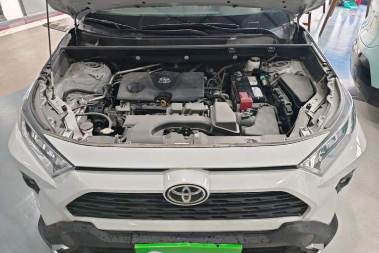 Used Toyota RAV4 2023 2.0L CVT Two-Wheel Drive Urban Edition Engine Bay