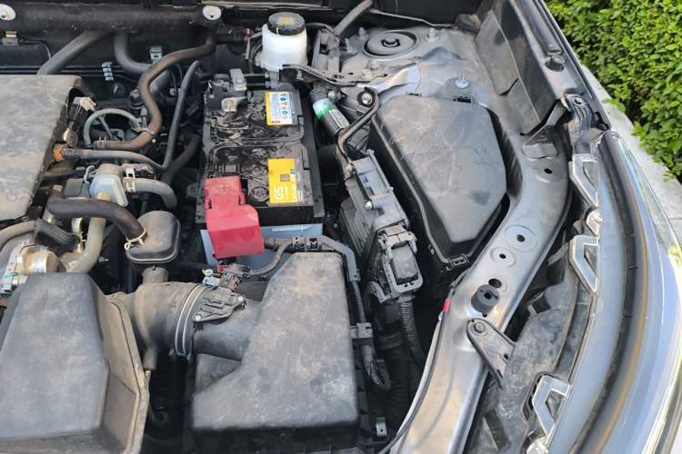 Used Toyota RAV4 2023 2.0L CVT Two-Wheel Drive Fashion Edition Engine Bay Left
