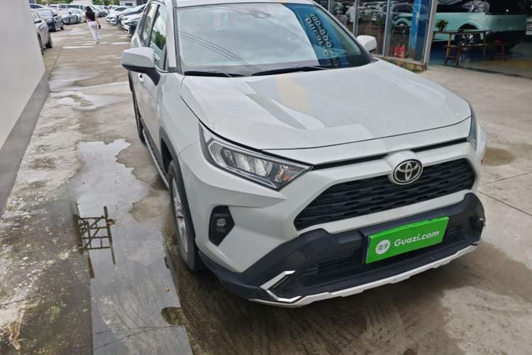 Used Toyota RAV4 2023 2.0L CVT Two-Wheel Drive Urban Edition Front Right 45 Deg