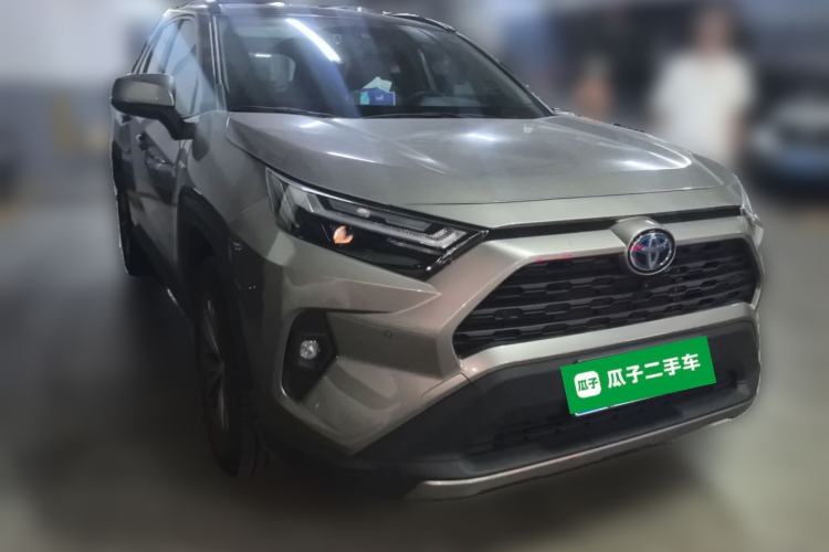 Used Toyota RAV4 2023 Dual-Engine 2.5L E-CVT Two-Wheel Drive Elite Plus Edition Front Right 45 Deg