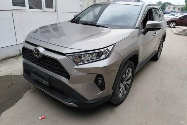 Used Toyota RAV4 2023 2.0L CVT Two-Wheel Drive Fashion Edition
