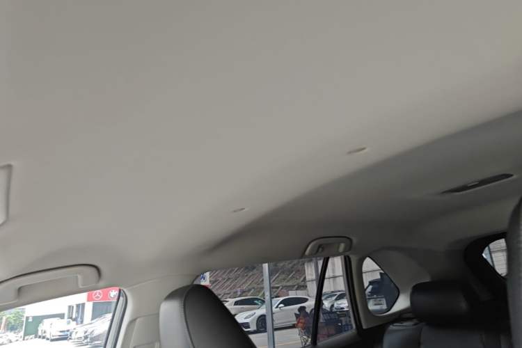 Used Toyota RAV4 2023 2.0L CVT Two-Wheel Drive Urban Edition Headliner