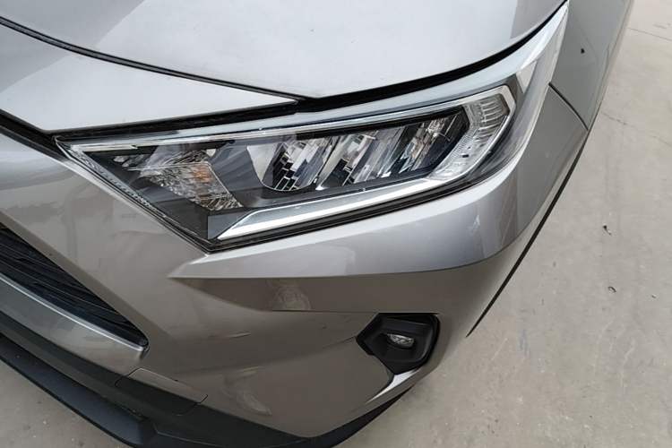 Used Toyota RAV4 2023 2.0L CVT Two-Wheel Drive Fashion Edition Left Front Headlight