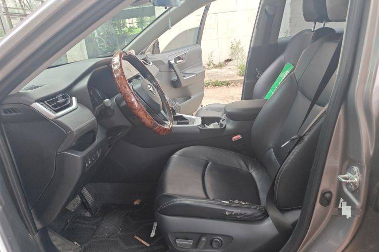 Used Toyota RAV4 2023 2.0L CVT Two-Wheel Drive Fashion Edition Left Front Seat