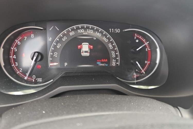 Used Toyota RAV4 2023 2.0L CVT Two-Wheel Drive Fashion Edition Odometer Close Up
