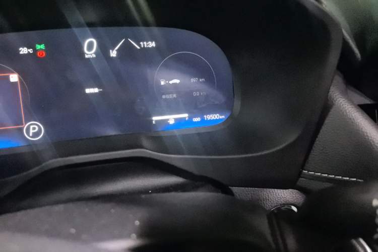 Used Toyota RAV4 2023 Dual-Engine 2.5L E-CVT Two-Wheel Drive Elite Plus Edition Odometer Close Up