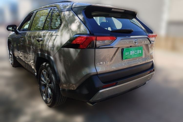 Used Toyota RAV4 2023 2.0L CVT Two-Wheel Drive Fashion Plus Edition Rear Left 45 Deg