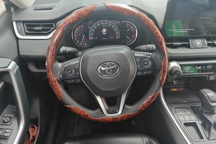 Used Toyota RAV4 2023 2.0L CVT Two-Wheel Drive Fashion Edition Steering Wheel