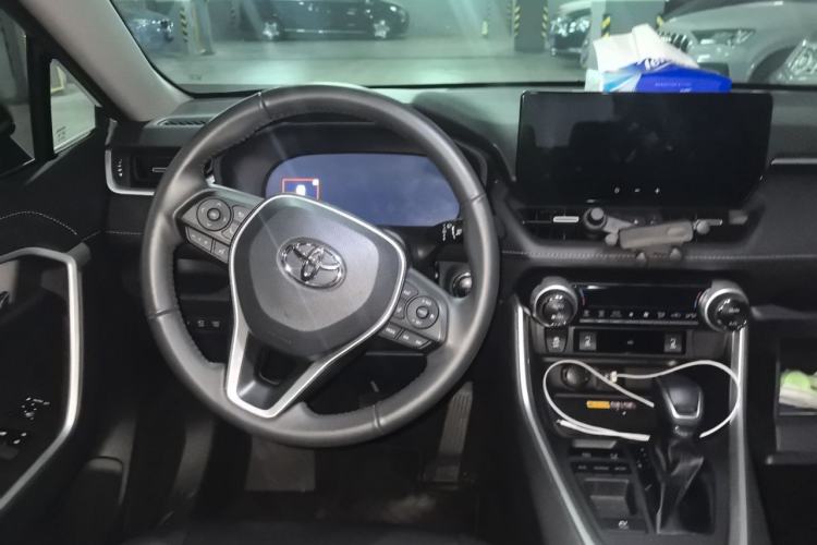 Used Toyota RAV4 2023 Dual-Engine 2.5L E-CVT Two-Wheel Drive Elite Plus Edition Steering Wheel