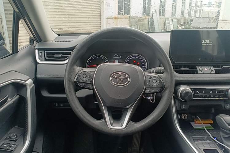 Used Toyota RAV4 2023 2.0L CVT Two-Wheel Drive Urban Edition Steering Wheel