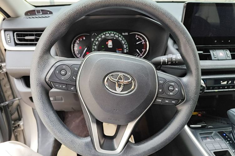 Used Toyota RAV4 2023 2.0L CVT Two-Wheel Drive Fashion Edition Steering Wheel