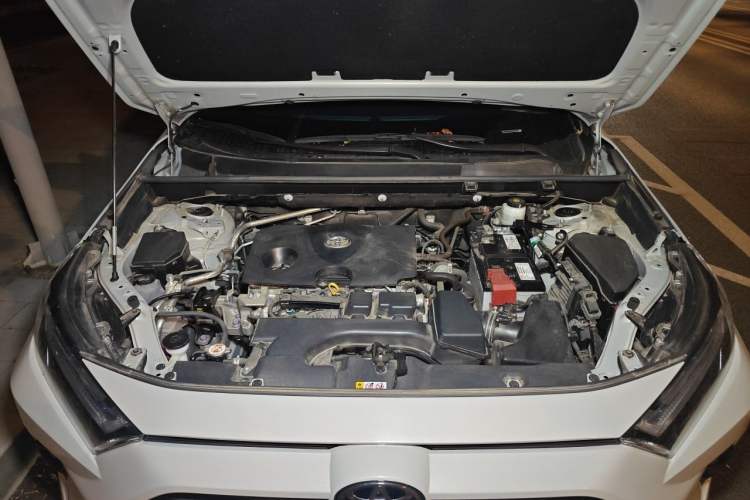 Used Toyota RAV4 2023 2.0L CVT Two-Wheel Drive Fashion Plus Edition Engine Bay