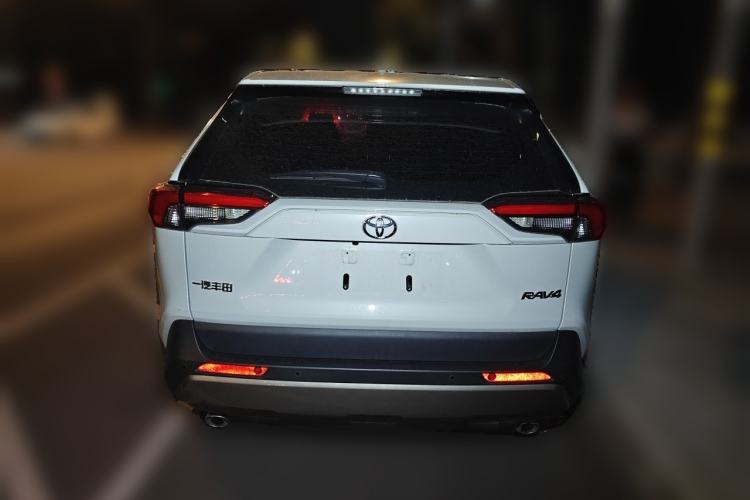 Used Toyota RAV4 2023 2.0L CVT Two-Wheel Drive Fashion Plus Edition Rear