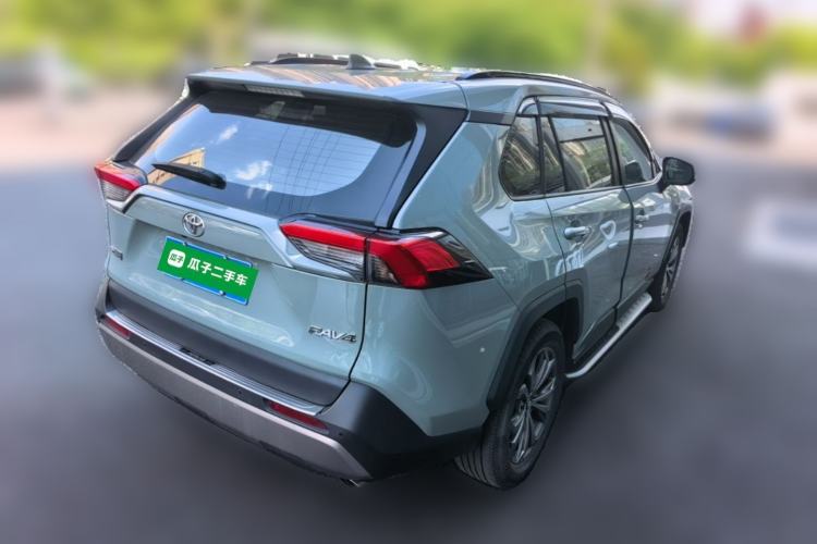 Used Toyota RAV4 2023 2.0L CVT Two-Wheel Drive Fashion Plus Edition Rear Right 45 Deg