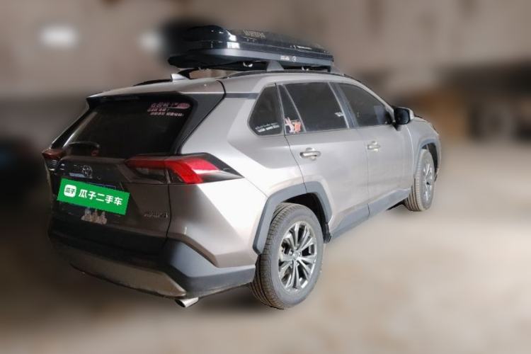 Used Toyota RAV4 2023 2.0L CVT Two-Wheel Drive Fashion Plus Edition Rear Right 45 Deg