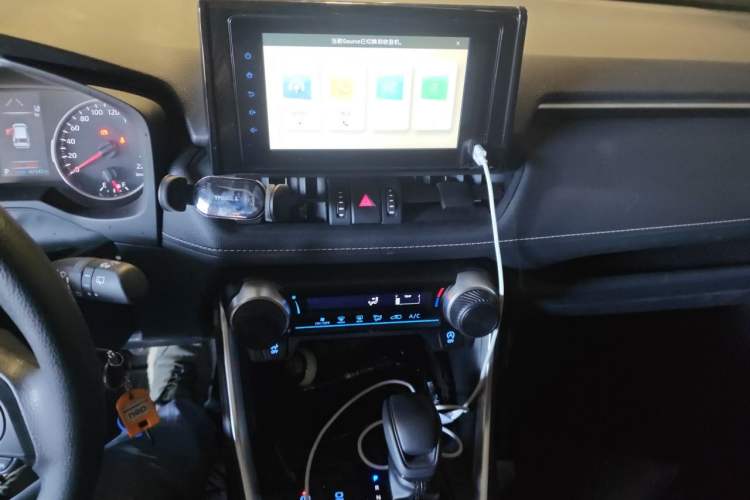 Used Toyota RAV4 2023 2.0L CVT Two-Wheel Drive Urban Edition Audio And AC Panel