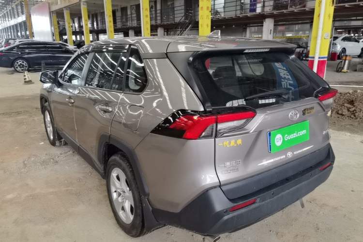 Used Toyota RAV4 2023 2.0L CVT Two-Wheel Drive Urban Edition Exterior 2