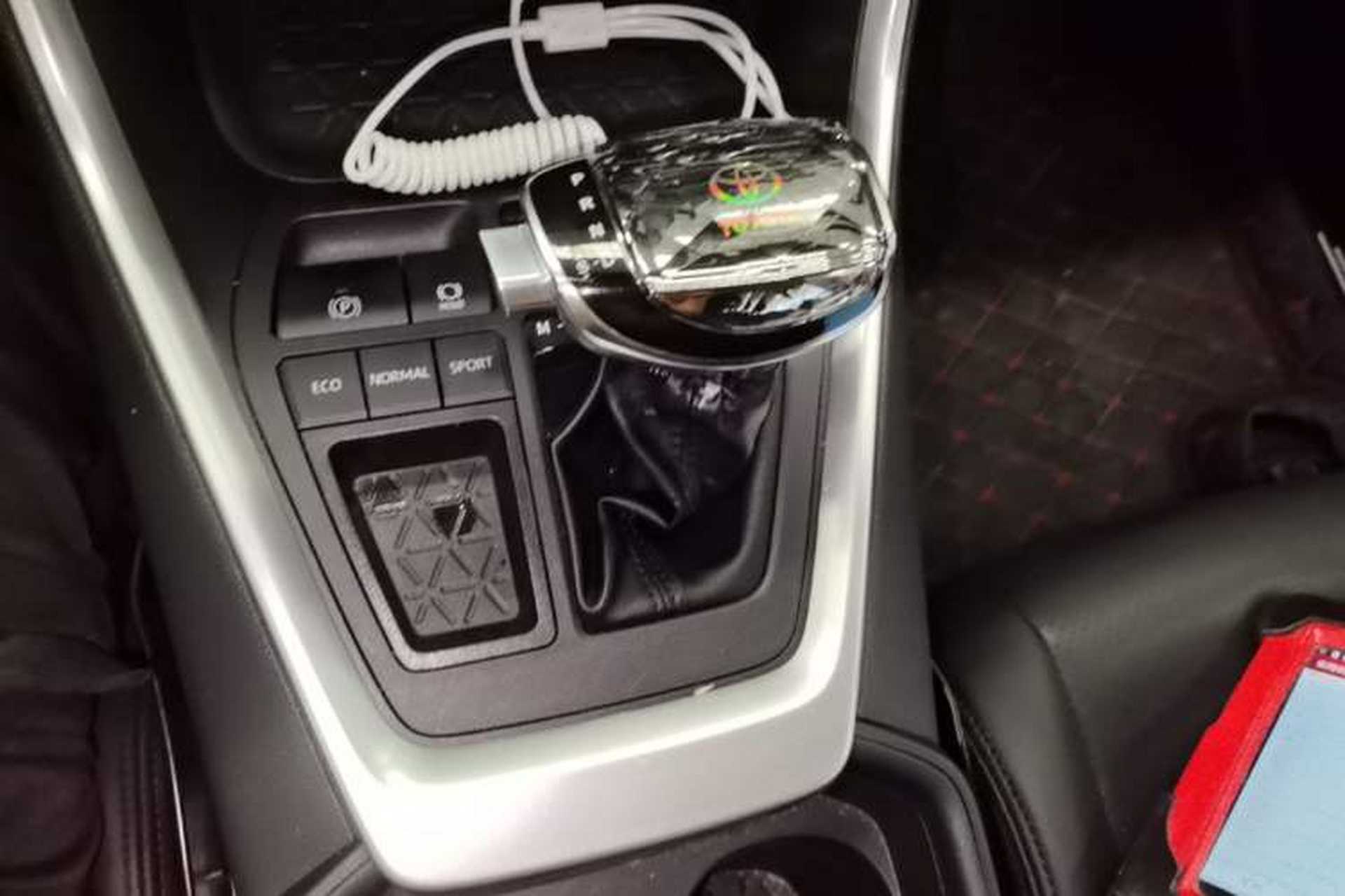 Used Toyota RAV4 2023 2.0L CVT Two-Wheel Drive Urban Edition Gear Lever