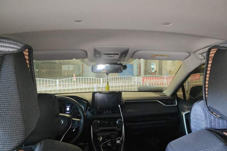 Used Toyota RAV4 2023 2.0L CVT Two-Wheel Drive Urban Edition Headliner