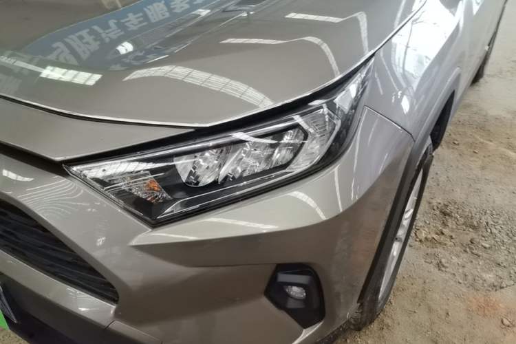 Used Toyota RAV4 2023 2.0L CVT Two-Wheel Drive Urban Edition Left Front Headlight