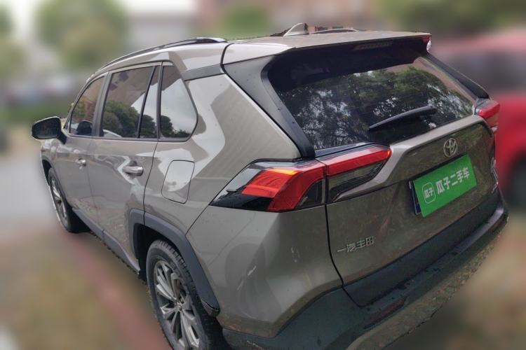 Used Toyota RAV4 2023 2.0L CVT Two-Wheel Drive Fashion Plus Edition Rear Left 45 Deg