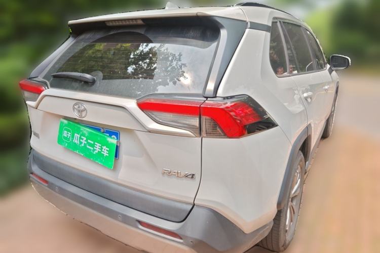Used Toyota RAV4 2023 2.0L CVT Two-Wheel Drive Fashion Plus Edition Rear Right 45 Deg