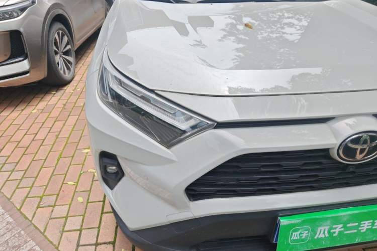 Used Toyota RAV4 2023 2.0L CVT Two-Wheel Drive Fashion Plus Edition Right Front Headlight