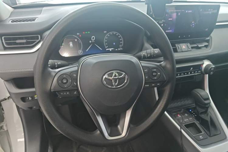 Used Toyota RAV4 2023 Dual-Motor 2.5L E-CVT Two-Wheel Drive Elite Edition Steering Wheel