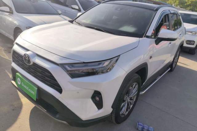 Toyota RAV4 2023 2.0L CVT Two-Wheel Drive 20th Anniversary Platinum Edition usado
