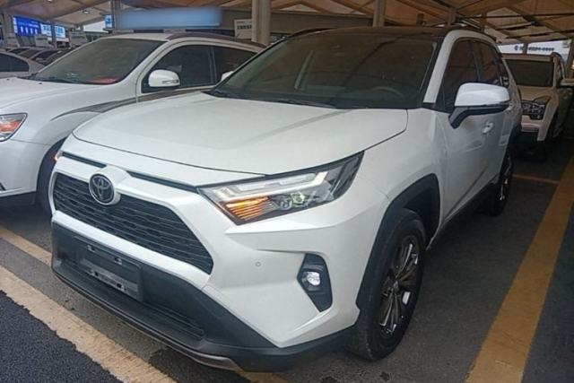 Used Toyota RAV4 2023 2.0L CVT Two-Wheel Drive Fashion Plus Edition