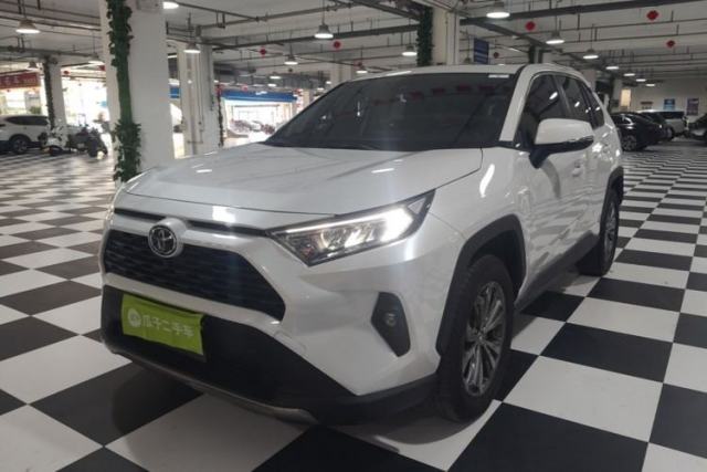 Used Toyota RAV4 2023 2.0L CVT Two-Wheel Drive Fashion Edition