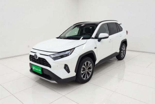 Toyota RAV4 2023 2.0L CVT Two-Wheel Drive 20th Anniversary Platinum Edition usado