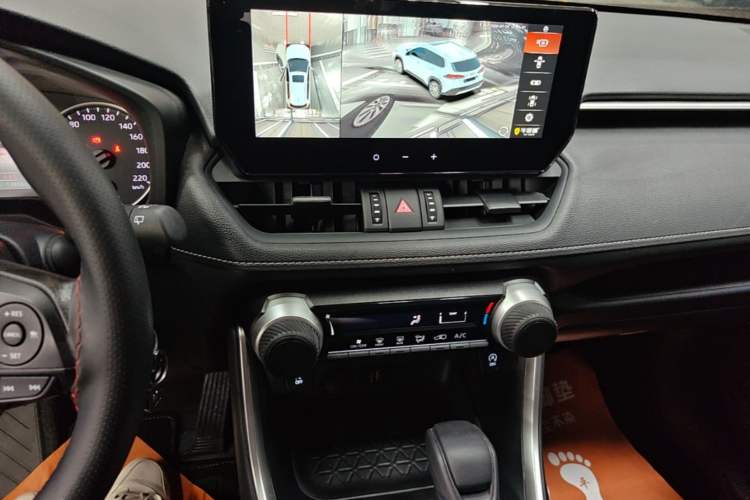 Used Toyota RAV4 2023 2.0L CVT Two-Wheel Drive Urban Edition Audio And AC Panel