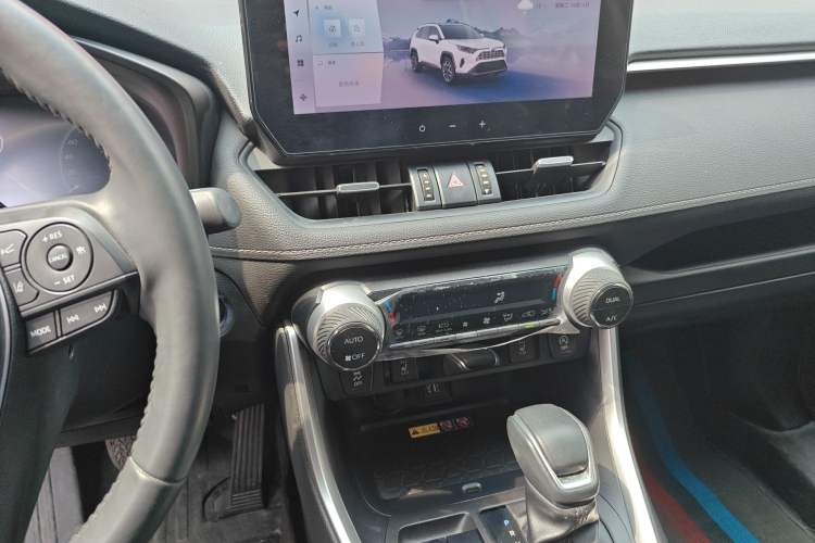 Used Toyota RAV4 2023 2.0L CVT Two-Wheel Drive Fashion Plus Edition Audio And AC Panel