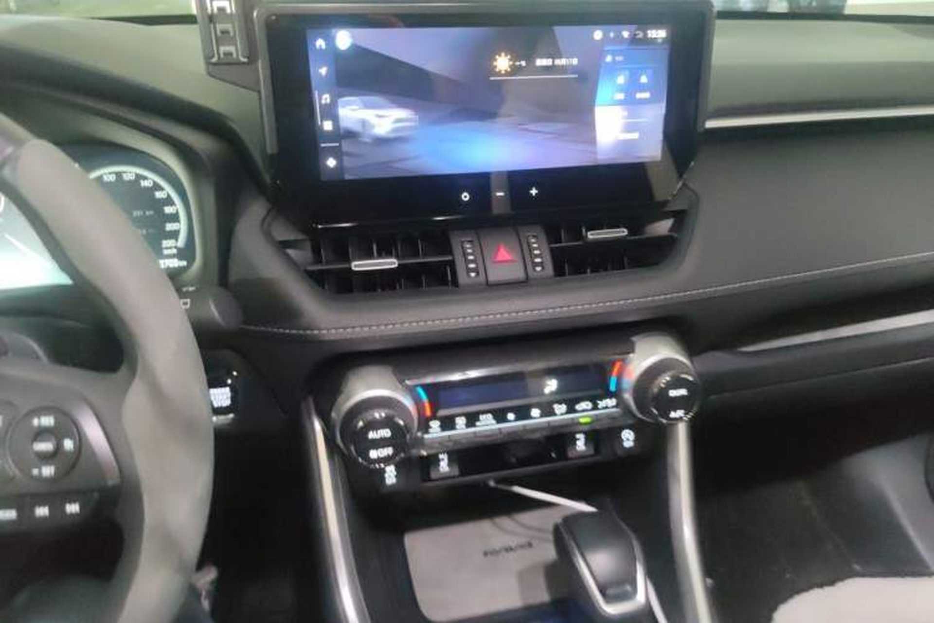 Used Toyota RAV4 2023 2.0L CVT Two-Wheel Drive Fashion Plus Edition Audio And AC Panel