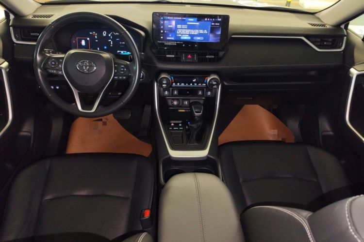 Used Toyota RAV4 2023 2.0L CVT Two-Wheel Drive Fashion Plus Edition Audio And AC Panel