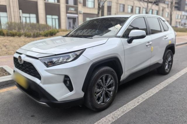 Used Toyota RAV4 2023 2.0L CVT Two-Wheel Drive Fashion Edition