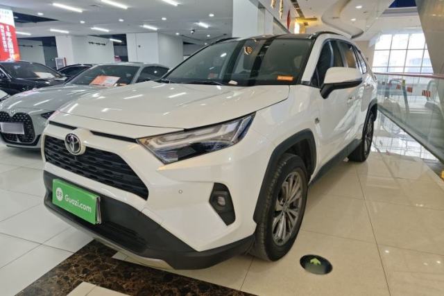 Used Toyota RAV4 2023 2.0L CVT Two-Wheel Drive 20th Anniversary Platinum Edition