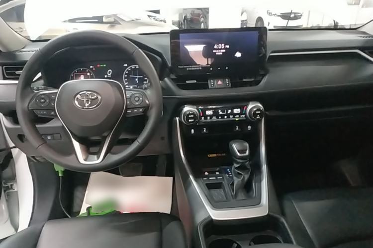 Used Toyota RAV4 2023 2.0L CVT Two-Wheel Drive 20th Anniversary Platinum Edition Center Console