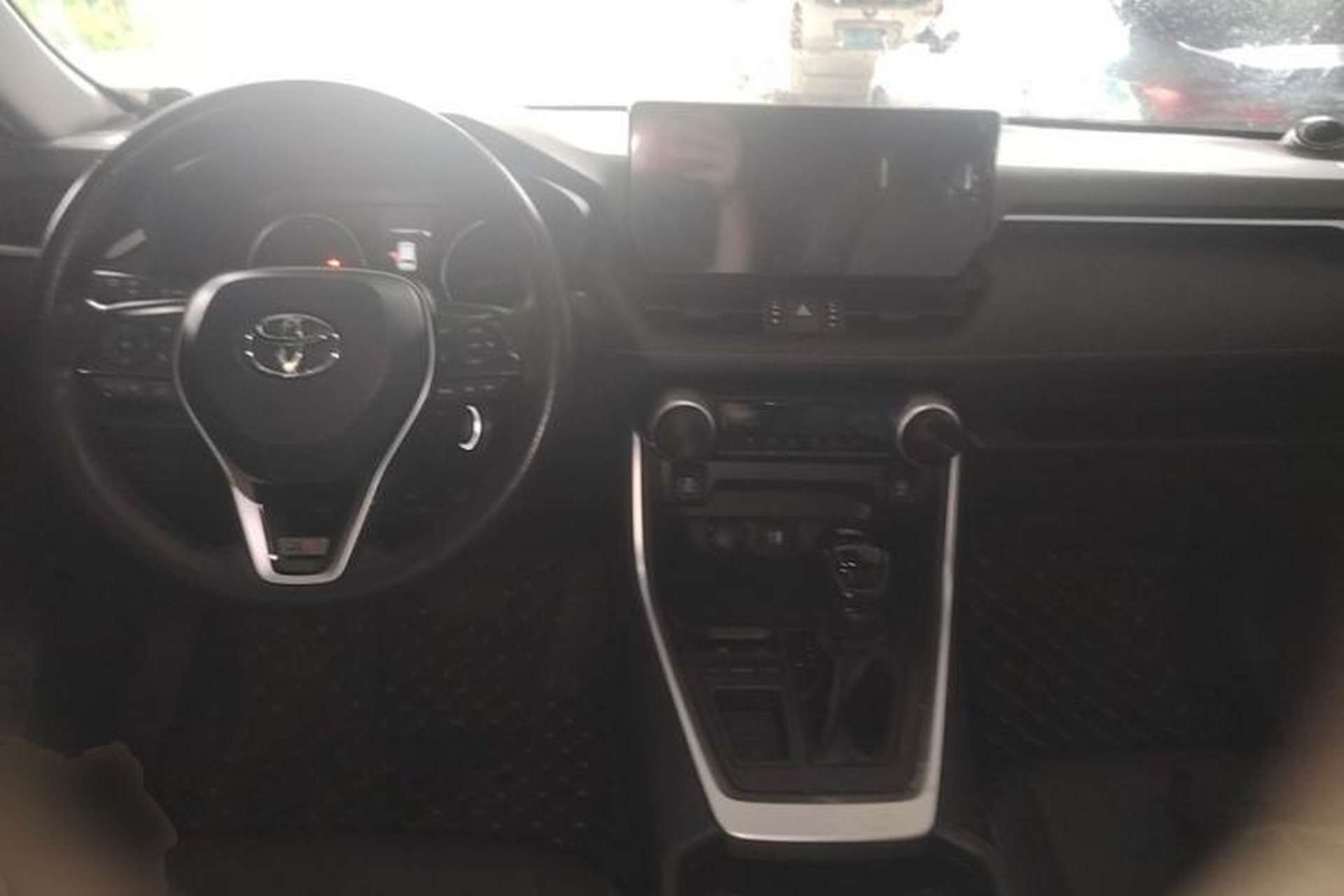 Used Toyota RAV4 2023 2.0L CVT Two-Wheel Drive Urban Edition Center Console