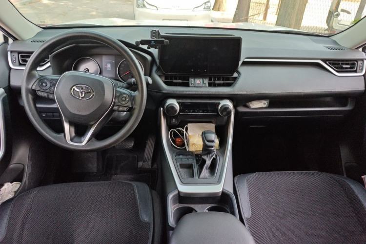 Used Toyota RAV4 2023 2.0L CVT Two-Wheel Drive Urban Edition Center Console