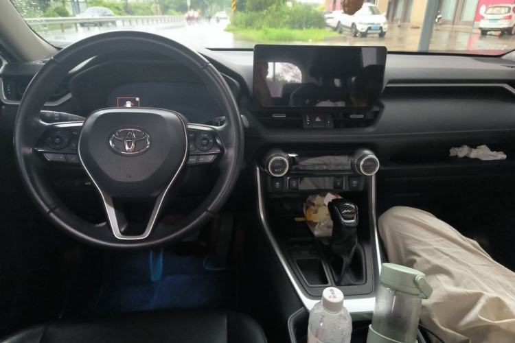 Used Toyota RAV4 2023 2.0L CVT Two-Wheel Drive 20th Anniversary Platinum Edition Center Console