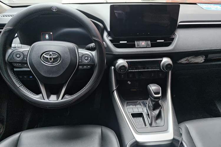 Used Toyota RAV4 2023 2.0L CVT Two-Wheel Drive 20th Anniversary Platinum Edition Center Console