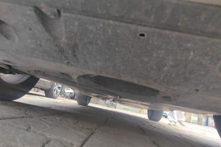 Used Toyota RAV4 2023 2.0L CVT Two-Wheel Drive 20th Anniversary Platinum Edition Chassis Front