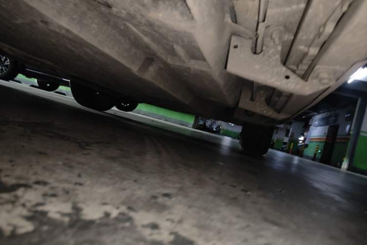 Used Toyota RAV4 2023 2.0L CVT Two-Wheel Drive Fashion Edition Chassis Front Left