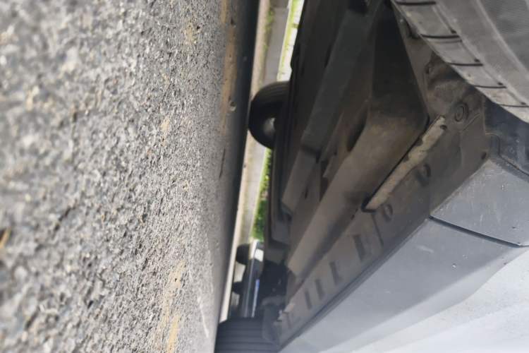 Used Toyota RAV4 2023 Dual-Engine 2.5L E-CVT Two-Wheel Drive Elite Plus Edition Chassis Front Left