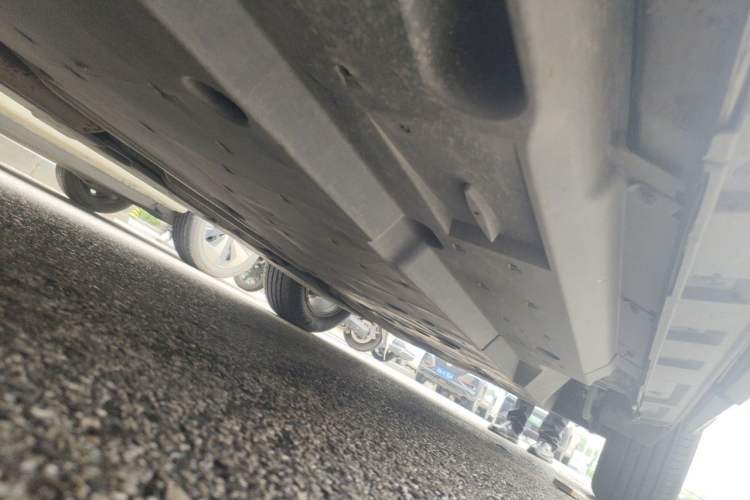 Used Toyota RAV4 2023 2.0L CVT Two-Wheel Drive 20th Anniversary Platinum Edition Chassis Front Left