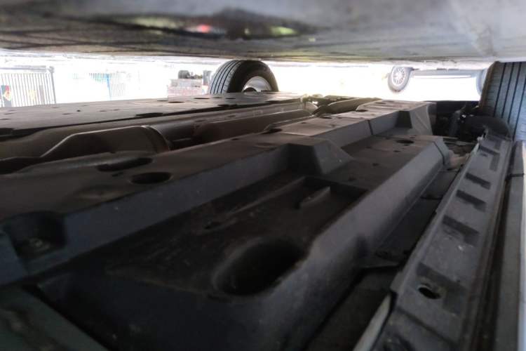 Used Toyota RAV4 2023 2.0L CVT Two-Wheel Drive Urban Edition Chassis Front Right